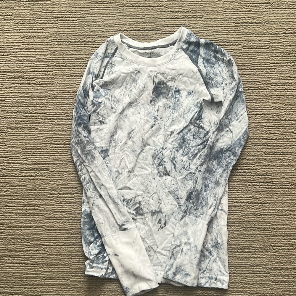 Lululemon swiftly. Size 6.